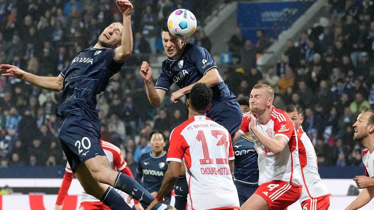 Le joueur du VfL Bochum, Takuma Asano, a un bon esprit de football